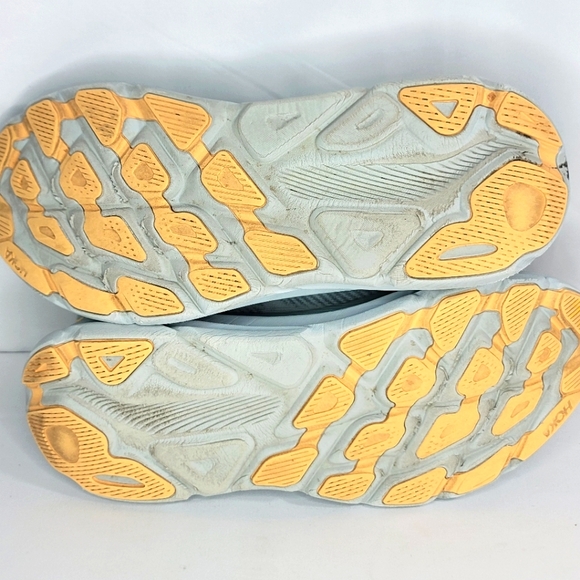WOMEN'S HOKA Clifton 9 Runnng Shoe Size 12B S1287 - Picture 3 of 6